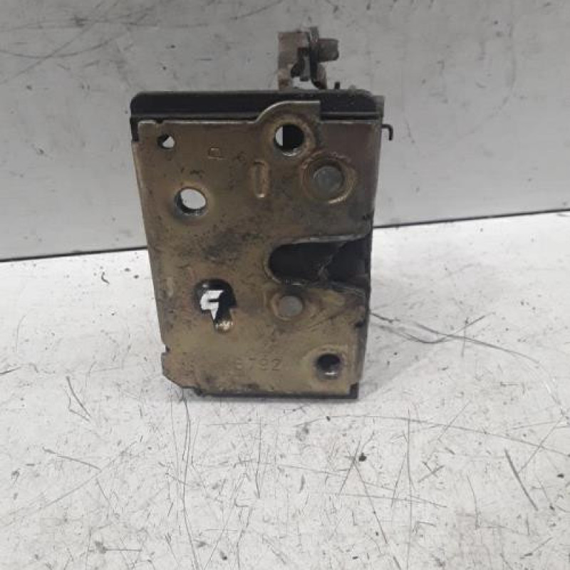 Serrure de porte laterale droite PEUGEOT BOXER 1