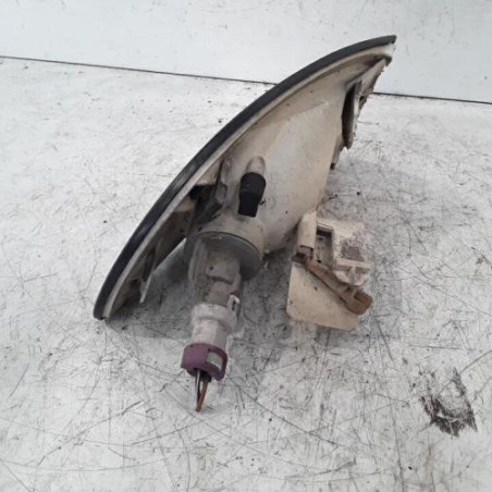 Optique avant secondaire gauche (feux)(clignotant) AUDI A4 1