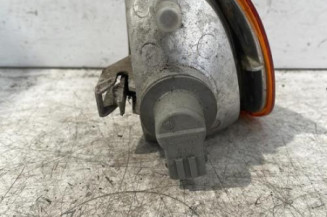 Optique avant secondaire droit (feux)(clignotant) VOLKSWAGEN CADDY 2