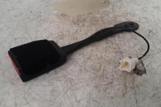 Attache ceinture avant droit PEUGEOT 508 1 Photo n°1