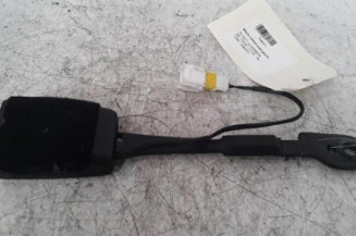 Attache ceinture avant gauche PEUGEOT 508 1 Photo n°1
