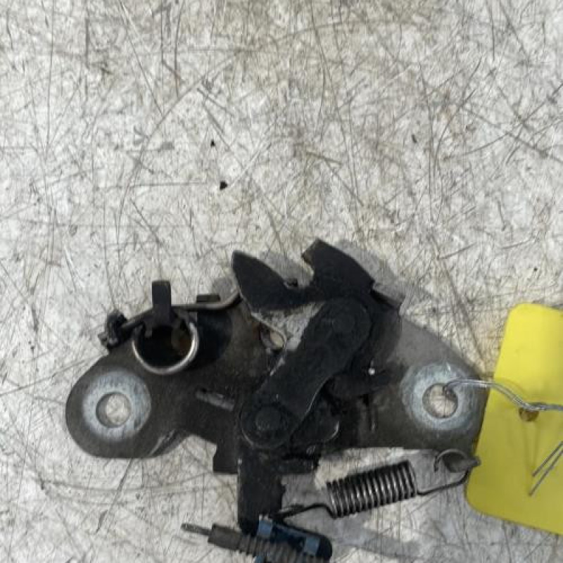 Serrure de capot CITROEN BERLINGO 1 Serrure de capot CITROEN BERLINGO 1
