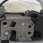 Serrure arriere droit PEUGEOT 308 1