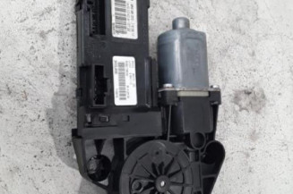 Leve vitre electrique avant gauche RENAULT MEGANE 3 Photo n°1