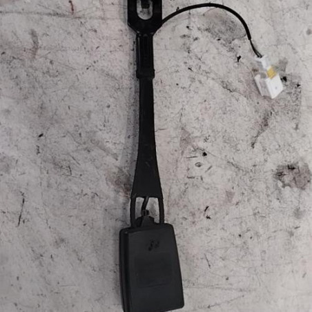 Attache ceinture avant droit PEUGEOT 5008 1
