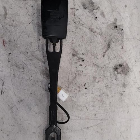 Attache ceinture avant gauche PEUGEOT 5008 1