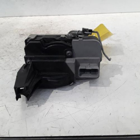 Serrure avant droit PEUGEOT 307