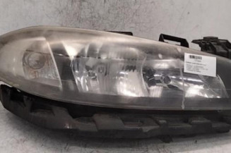 Optique avant principal droit (feux)(phare) RENAULT LAGUNA 2 Photo n°1