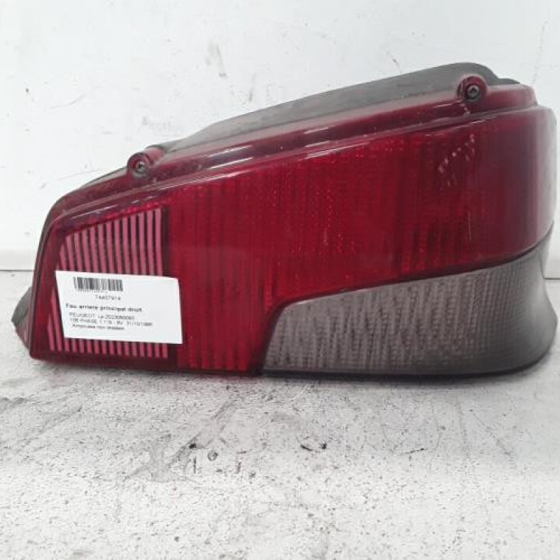 Feu arriere principal droit (feux) PEUGEOT 106