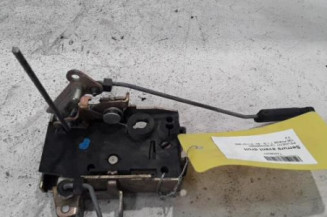 Serrure avant droit PEUGEOT 106