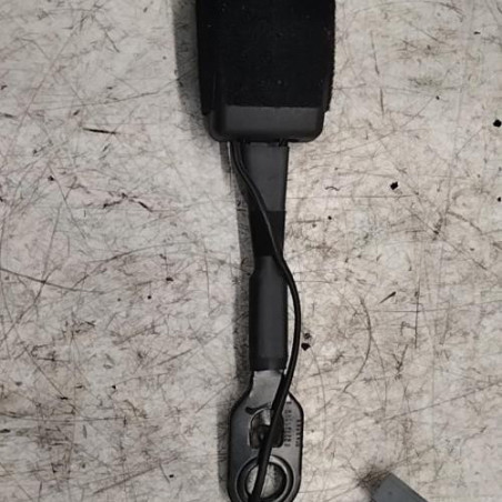 Attache ceinture avant droit PEUGEOT 2008 1 Photo n°1