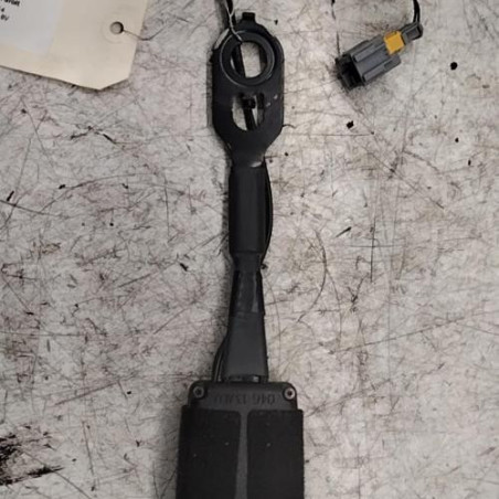 Attache ceinture avant droit PEUGEOT 2008 1