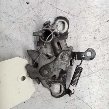 Serrure de capot PEUGEOT 2008 1
