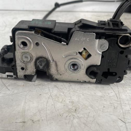 Serrure avant droit PEUGEOT 207