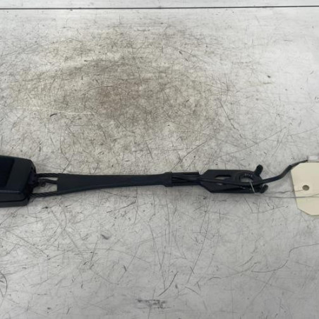 Attache ceinture avant droit PEUGEOT 5008 1 Photo n°1