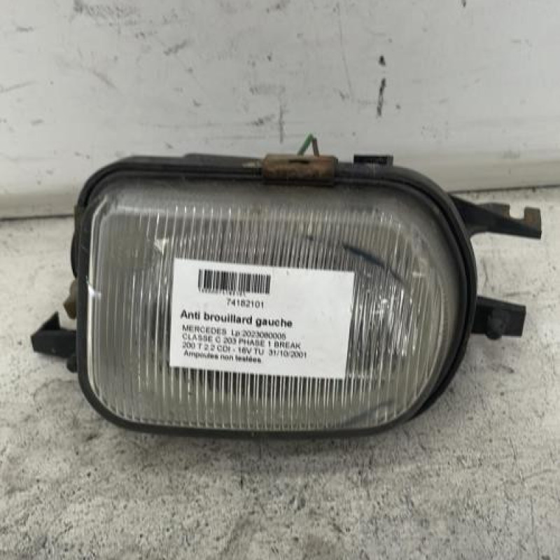 Anti brouillard gauche (feux) MERCEDES CLASSE C 203 Anti brouillard gauche (feux) MERCEDES CLASSE C 203
