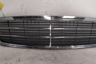 Calandre MERCEDES CLASSE C 203 Photo n°1