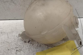 Vase d'expansion PEUGEOT 3008 1