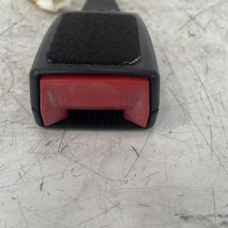 Attache ceinture avant droit PEUGEOT 3008 1