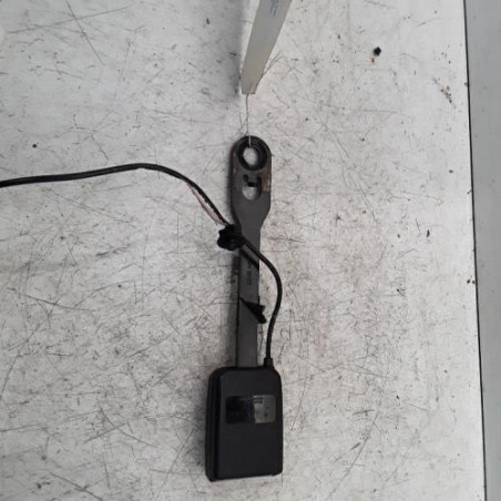 Attache ceinture avant droit PEUGEOT 407 Photo n°1
