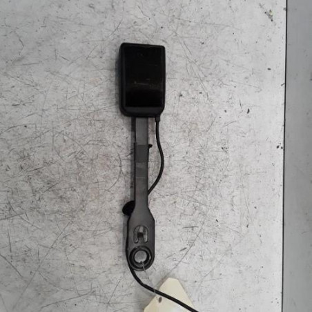Attache ceinture avant droit PEUGEOT 407