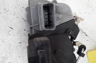 Serrure avant gauche PEUGEOT 307