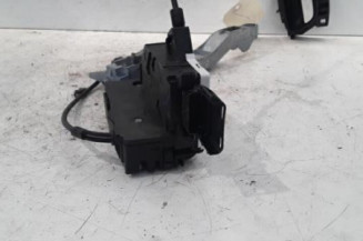 Serrure avant droit PEUGEOT 207