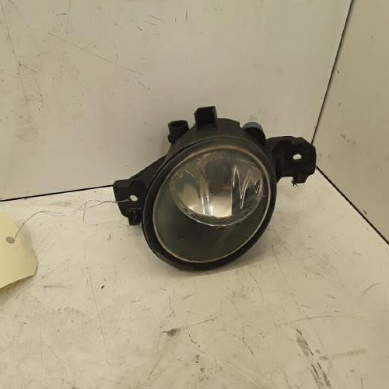 Anti brouillard droit (feux) RENAULT CLIO 3 Anti brouillard droit (feux) RENAULT CLIO 3