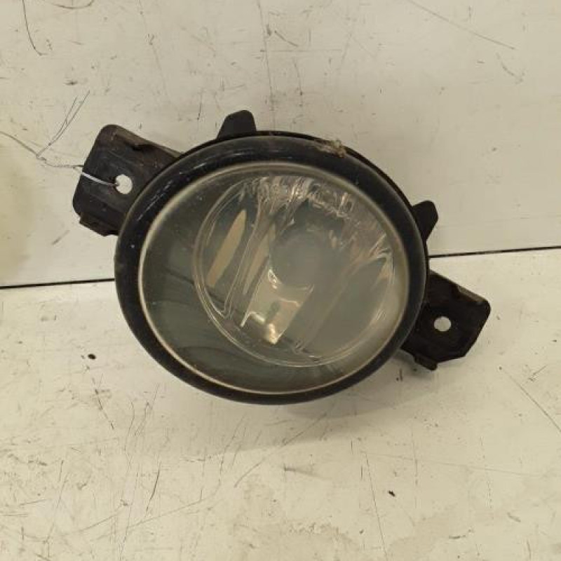Anti brouillard gauche (feux) RENAULT CLIO 3 Anti brouillard gauche (feux) RENAULT CLIO 3