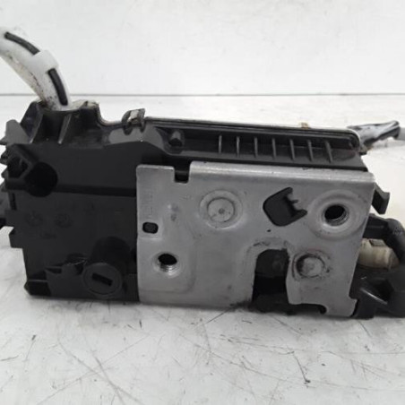 Serrure avant gauche PEUGEOT 208 1