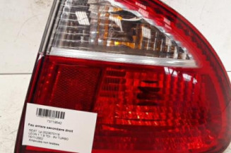 Feu arriere secondaire droit (feux) SEAT LEON 1 Photo n°1