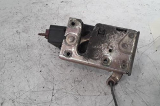 Serrure avant droit PEUGEOT 106