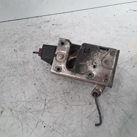 Serrure avant droit PEUGEOT 106