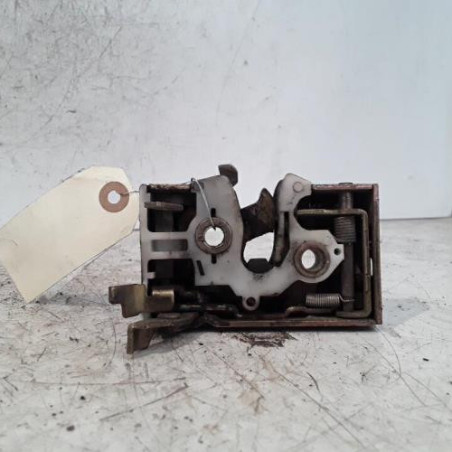 Serrure avant droit VOLKSWAGEN POLO 2