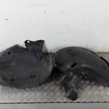 Pare boue avant gauche RENAULT MEGANE 3