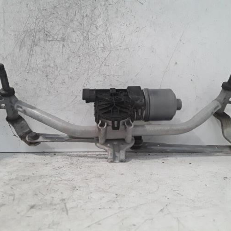 Moteur essuie glace avant PEUGEOT 208 1