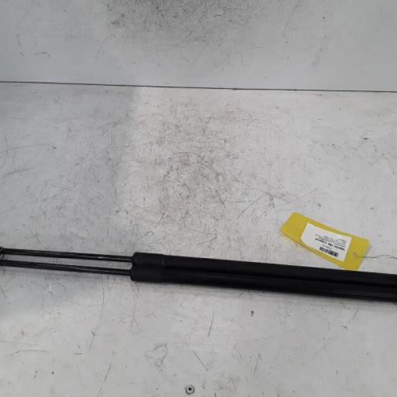 Verin de capot MERCEDES CLASSE C 204 Verin de capot MERCEDES CLASSE C 204