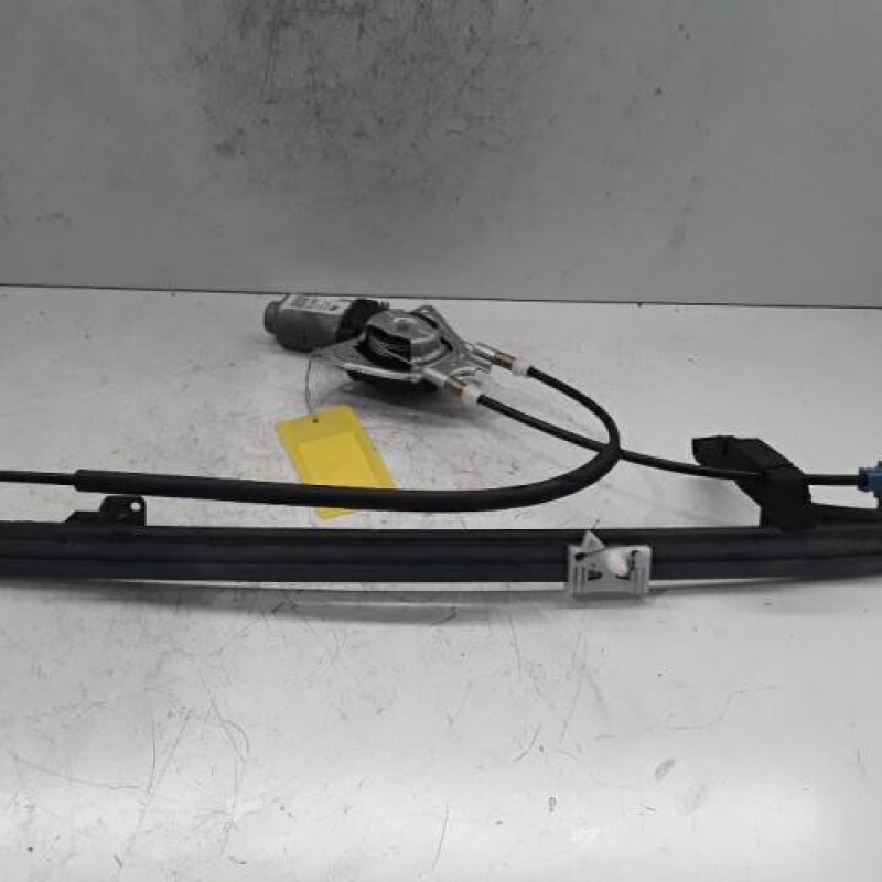 Leve vitre electrique avant droit FIAT SCUDO 1