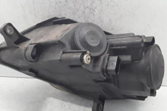 Optique avant principal droit (feux)(phare) VOLKSWAGEN PASSAT 5