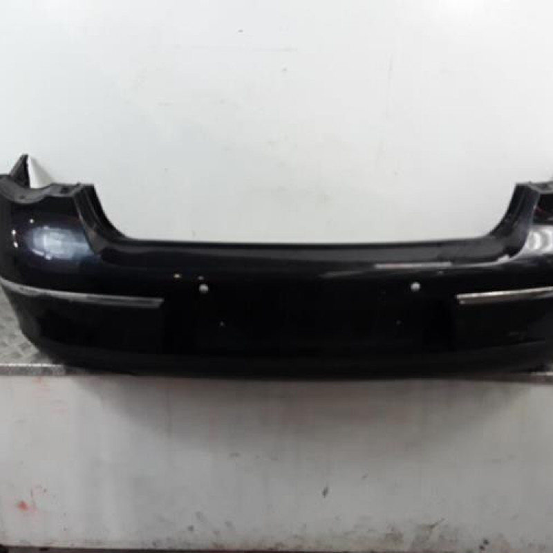 Pare choc arriere VOLKSWAGEN PASSAT 5
