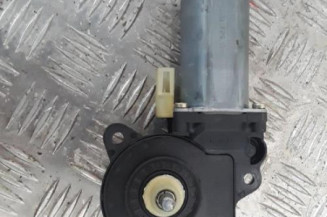 Leve vitre electrique avant gauche FORD FIESTA 5 Photo n°1