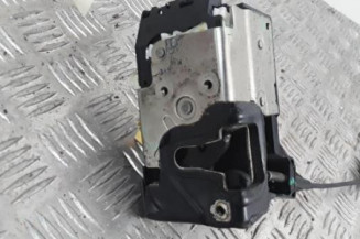 Serrure avant droit FORD FIESTA 5