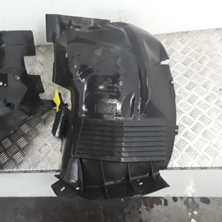 Pare boue avant gauche RENAULT SCENIC 1