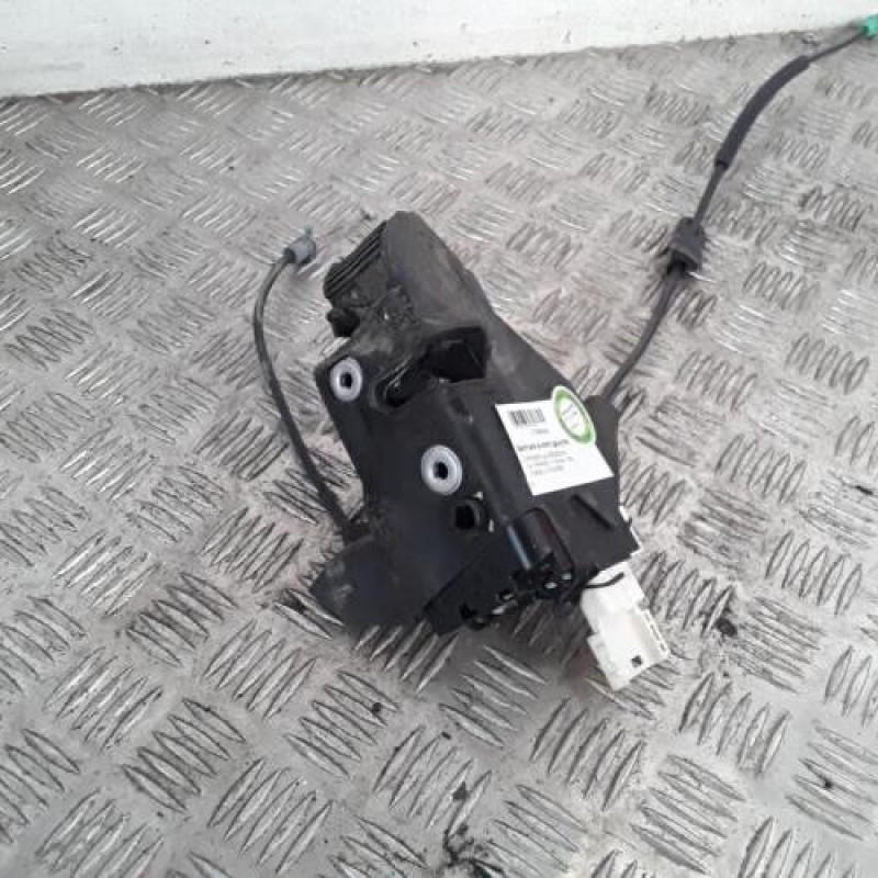 Serrure avant gauche CITROEN C4 1 Serrure avant gauche CITROEN C4 1