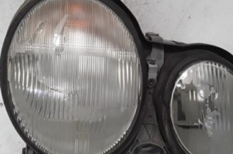 Optique avant principal droit (feux)(phare) MERCEDES CLASSE E 210 Photo n°1