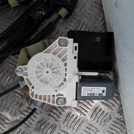 Leve vitre electrique avant droit SEAT LEON 2