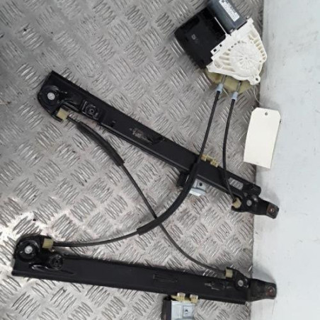 Leve vitre electrique avant gauche SEAT LEON 2 Photo n°1