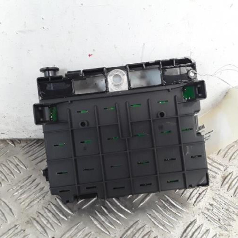 Boitier servitude moteur (BSM) CITROEN C8