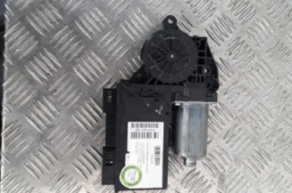 Leve vitre electrique avant droit AUDI A4 2 Photo n°1