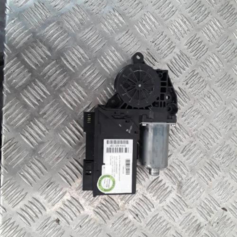 Leve vitre electrique avant droit AUDI A4 2